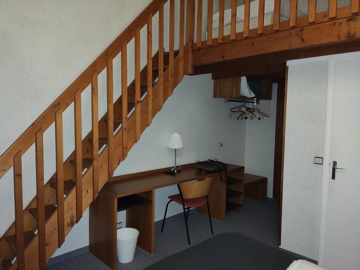Les Dineux Village Tremeur Экстерьер фото